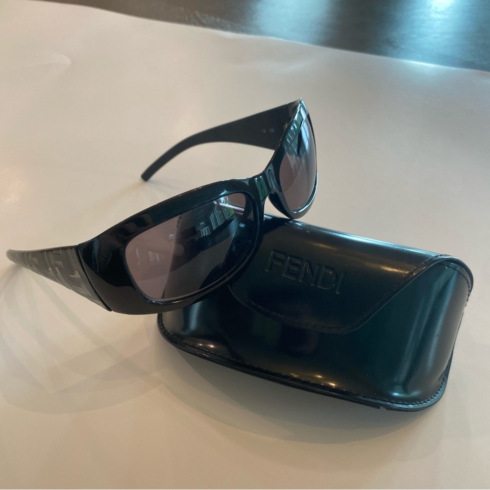 Fendi women’s sunglasses! Gently worn, purchased in Fendi boutique, worn 3 times